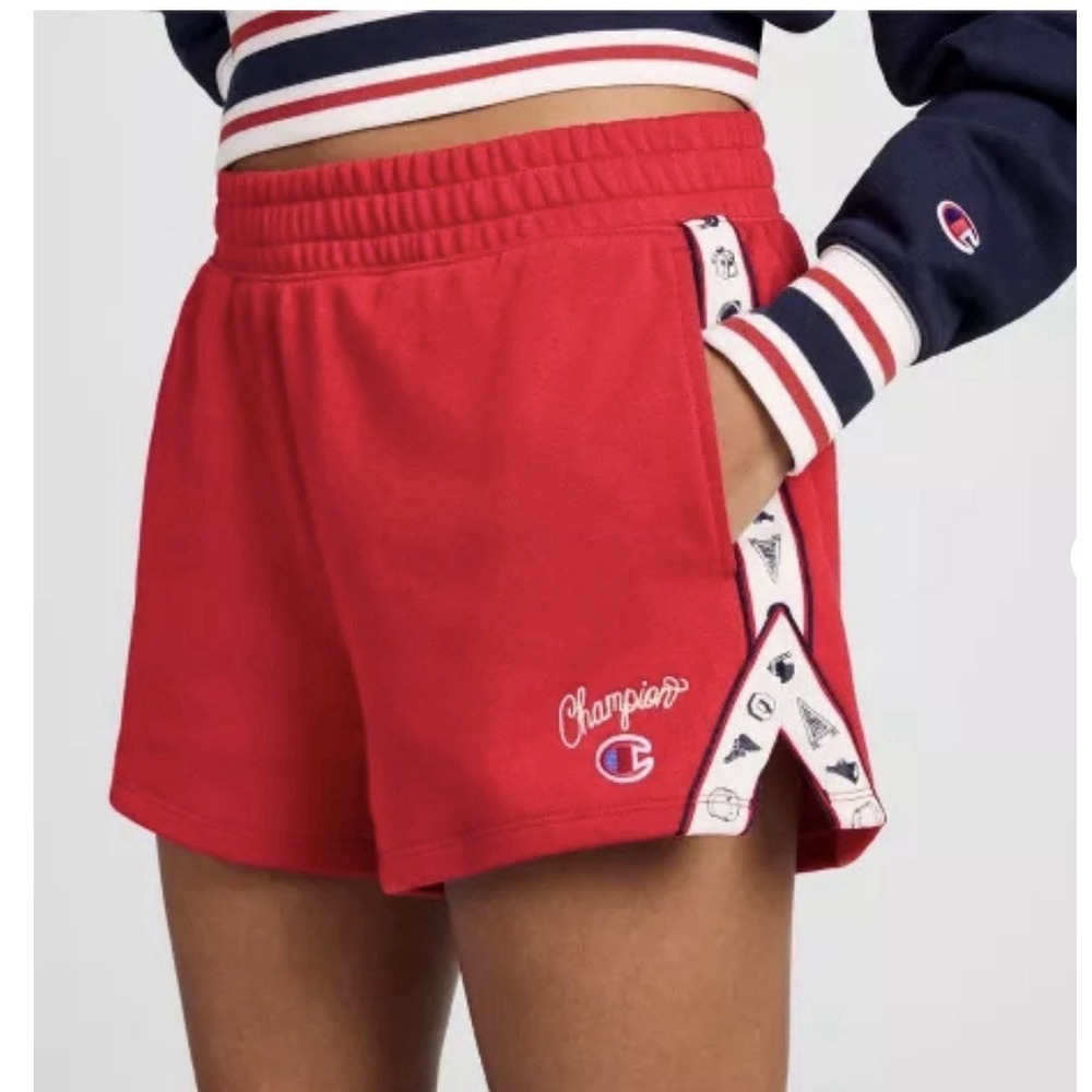 Women's Champion Shorts Mid Rise French Terry Pull On Red Small‎ NWT MSRP $22